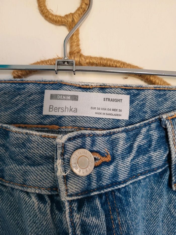 Jean Bershka taille 36 - photo numéro 4