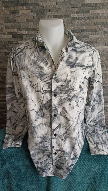 Chemise motif homme
