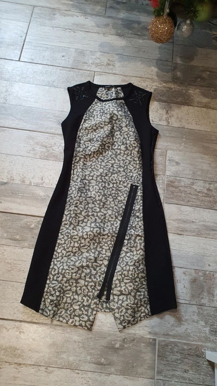 Robe desigual taille 36 très bon état, neuf sans étiquette 🏷 - photo numéro 3