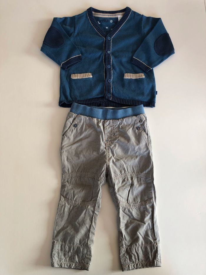Ensemble bébé gilet et pantalon 12M