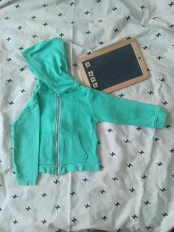 Gilet à zip / taille 4ans / tbe