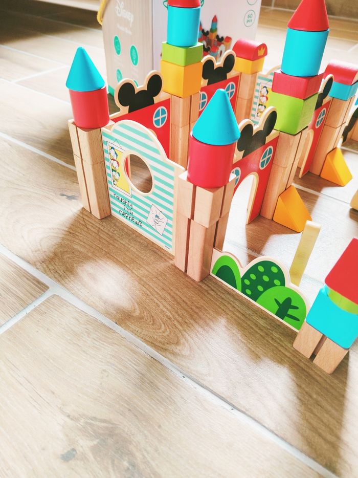 🏰Coffret Château Disney blocs cubes de construction en bois marque Disney - photo numéro 5