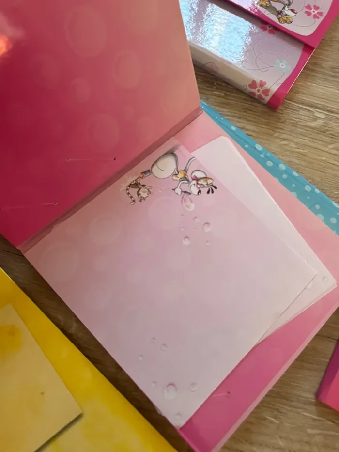 Énorme lot papiers à lettre - photo numéro 6