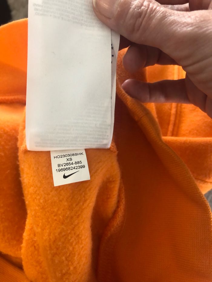 Pull Nike - photo numéro 7