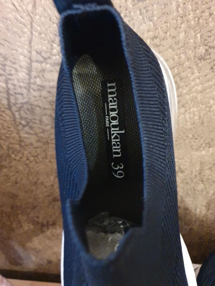 Magnifique baskets femme bleu marine sans lacets taille 39 Manoukian - photo numéro 6