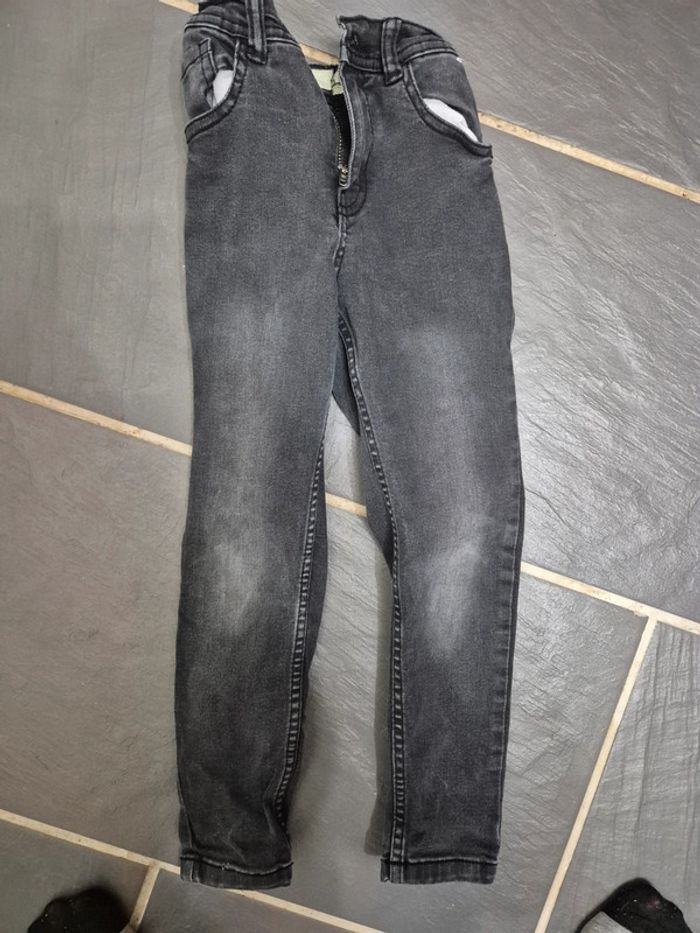 Jeans gris foncé