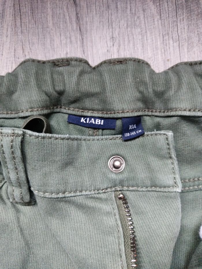 Pantalon kiabi 10 ans vert kaki 😍 - photo numéro 6