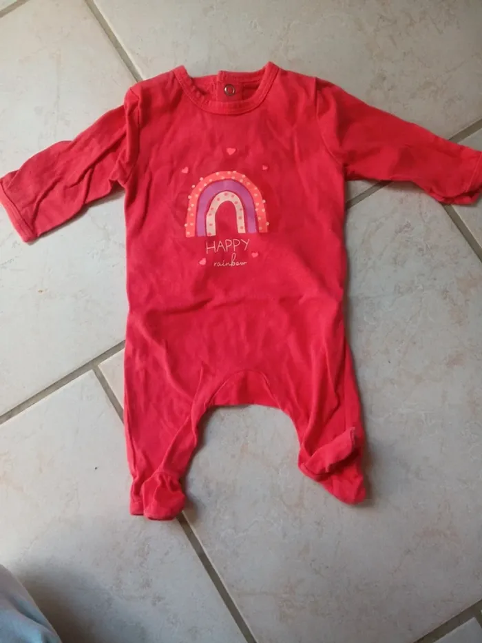 🌹pyjama fin 1 mois kiabi 🌹