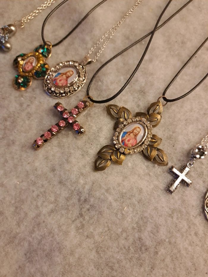 Lot de colliers religieux multicolore - photo numéro 4