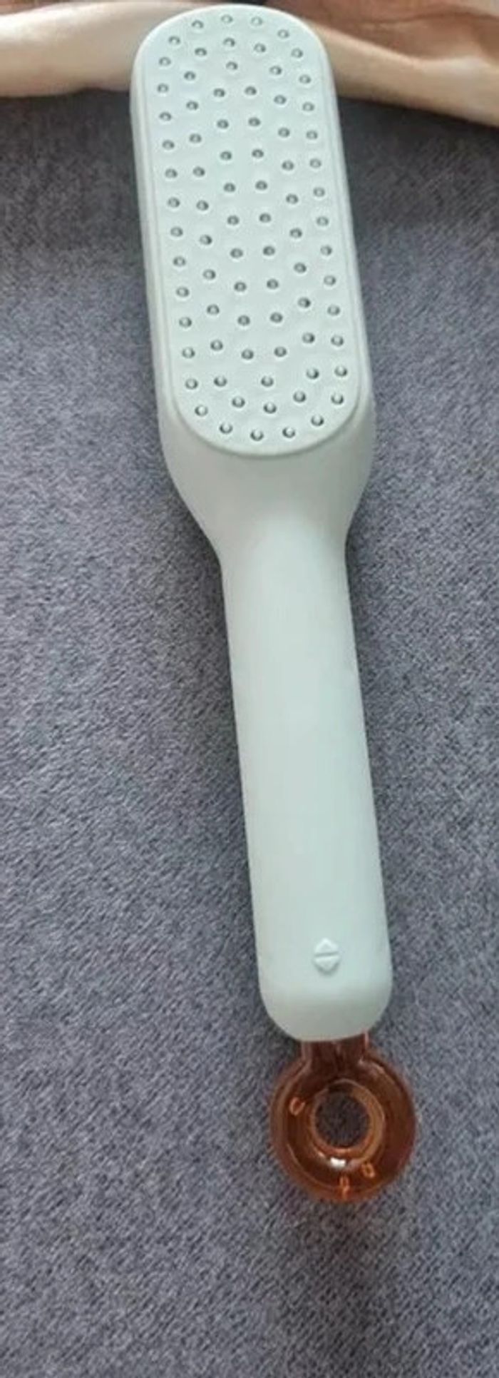 Brosse à cheveux magique - photo numéro 2