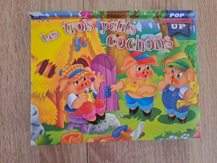 Livre pop up les 3 petits cochons