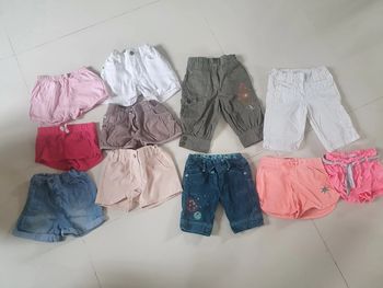Lot bermudas / shorts/ pantacourts fille 3 ans