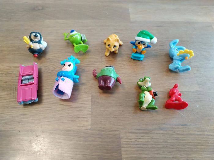 Lot petits jouets