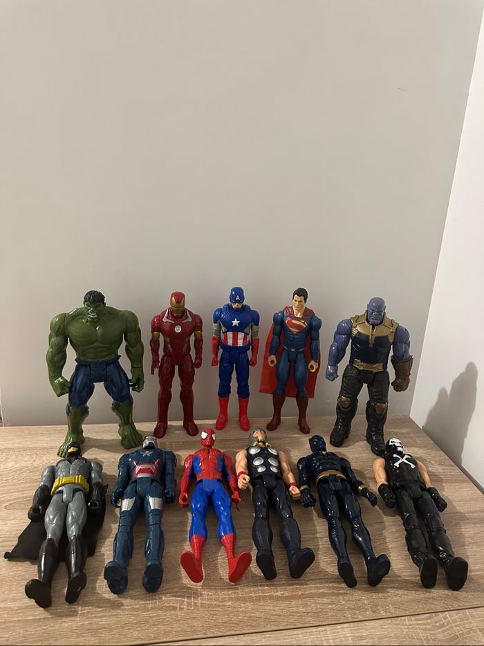 Lot de 10 figurines Hasbro 30 cm + 1 figurine superman. - photo numéro 2