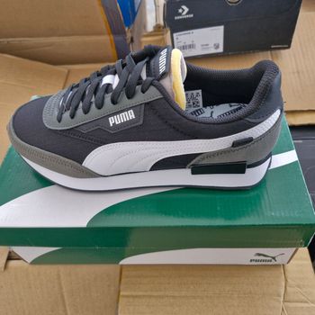 Puma noir