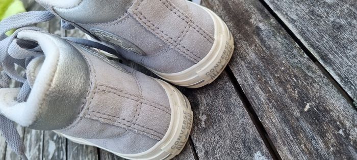 Paire de Converse haute T 29 grise cuir Nubuck - photo numéro 5