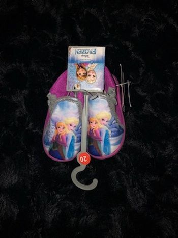 Pantoufle reine des neiges Pointure 20