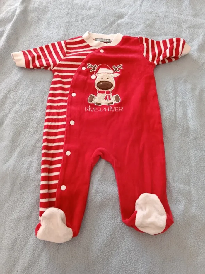 6 pyjamas 3mois - photo numéro 2