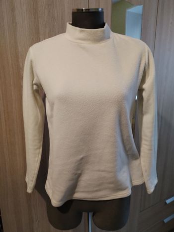 T-shirt polaire femme manches longues taille 38 /40