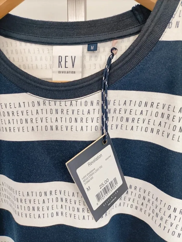 Tshirt à rayures bleues et blanc cassé marinière - Taille M - Revelation A372 - photo numéro 3
