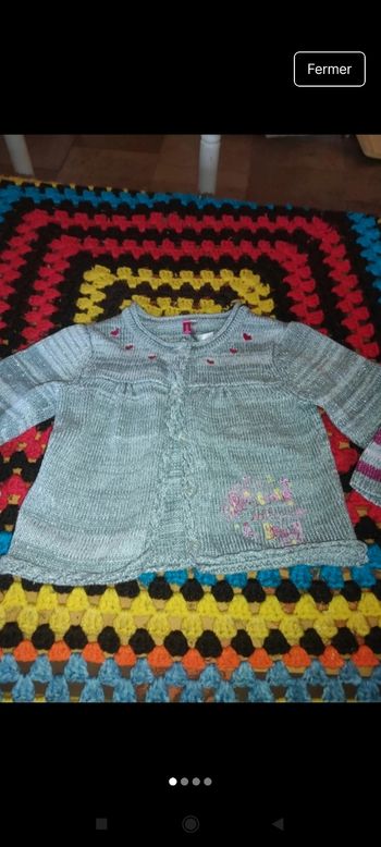 Très beau gilet fille e7