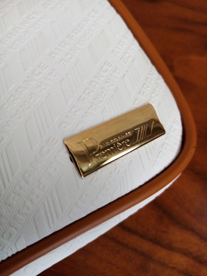 Trousse Air France - photo numéro 2