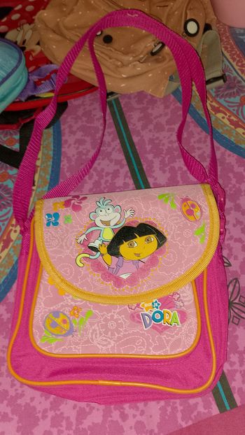 Sac bandoulière Dora réglable ,besace