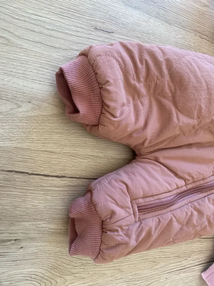 Combinaison neuve rose molletonné pâle fille hiver capuche 1 mois kiabi - photo numéro 3