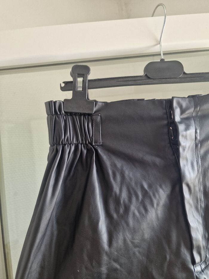 Short taille s neuf - photo numéro 3
