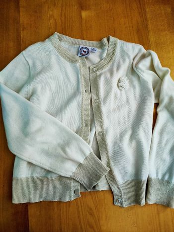 Gilet blanc/or 8 ans