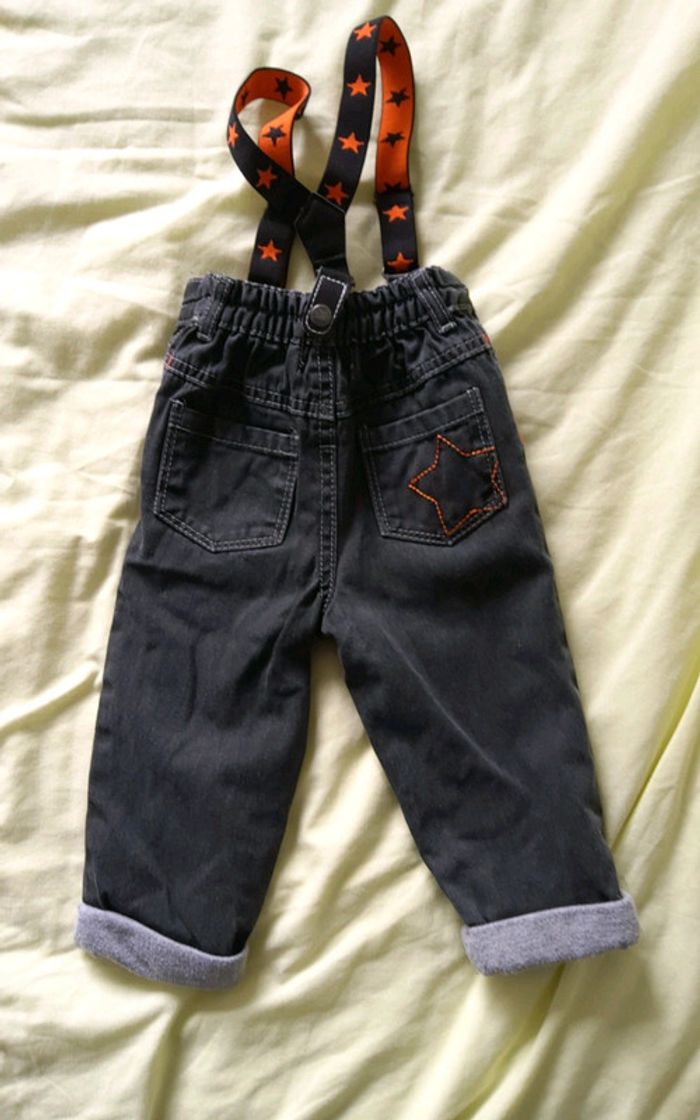 Jean doublé avec bretelles taille 12 mois - photo numéro 2