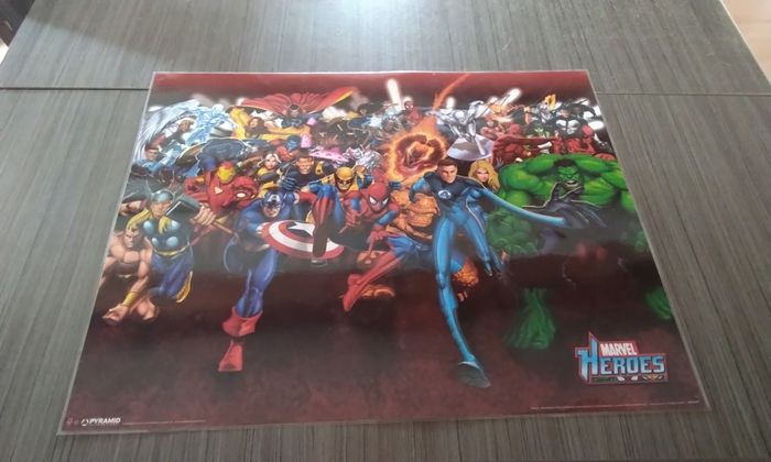 Poster affiche Marvel Heroes