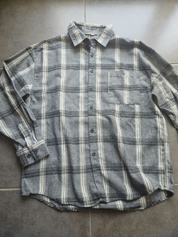 Chemise