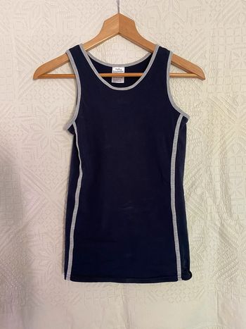 Débardeur bleu marine et gris