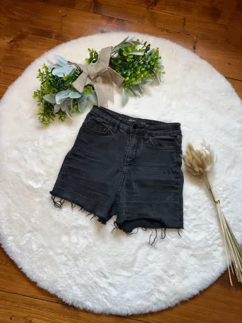 Short en jean femme Jennyfer - taille 32 (XXS)