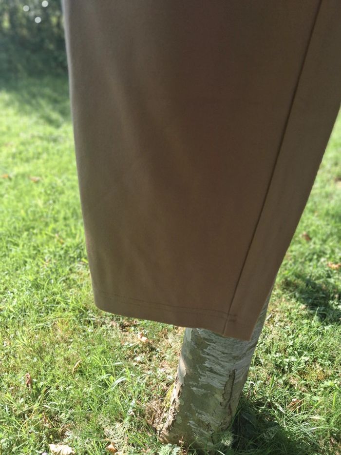 Pantalon carotte Only kaki tallle 38 - photo numéro 6