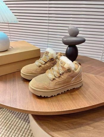 Ugg Lowmel marrons - Taille 38