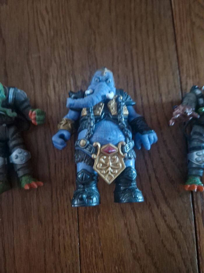 Lot de 3 figurines Chap Mei 1996 et 2001 guerriers - photo numéro 3