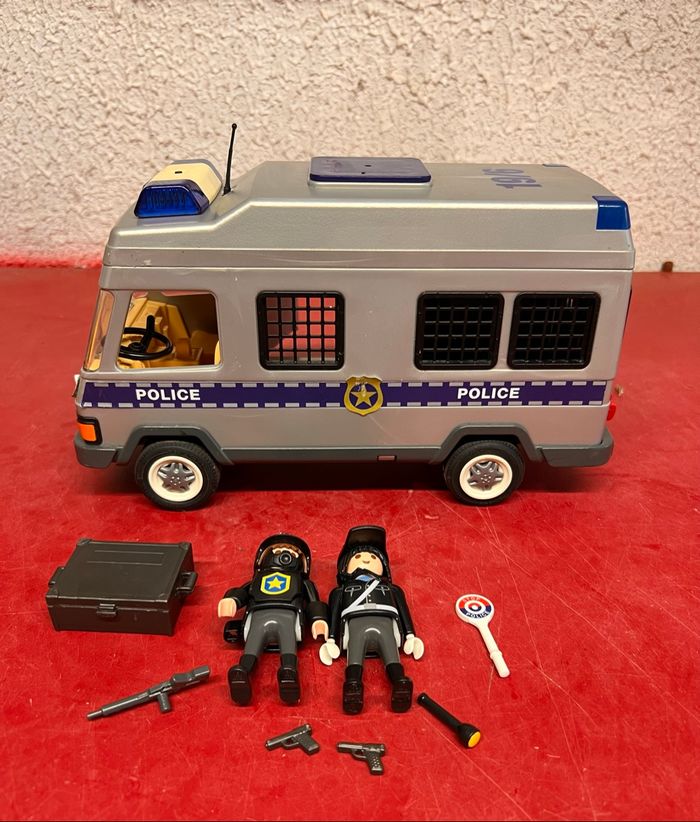 Fourgon de police playmobil - photo numéro 3