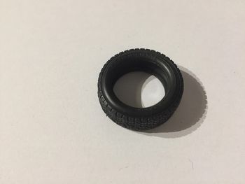 Pneu seul pièce détachée miniature Citroën TA 15 CV 1/24 Burago #A55