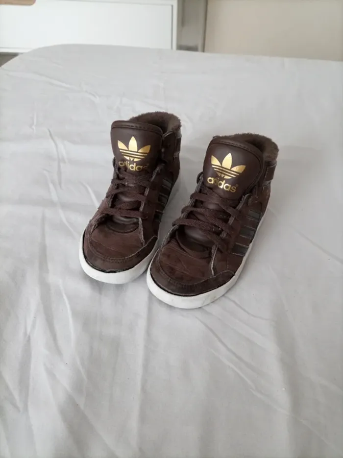 Baskets Adidas