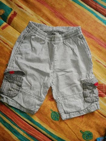Short 2 ans