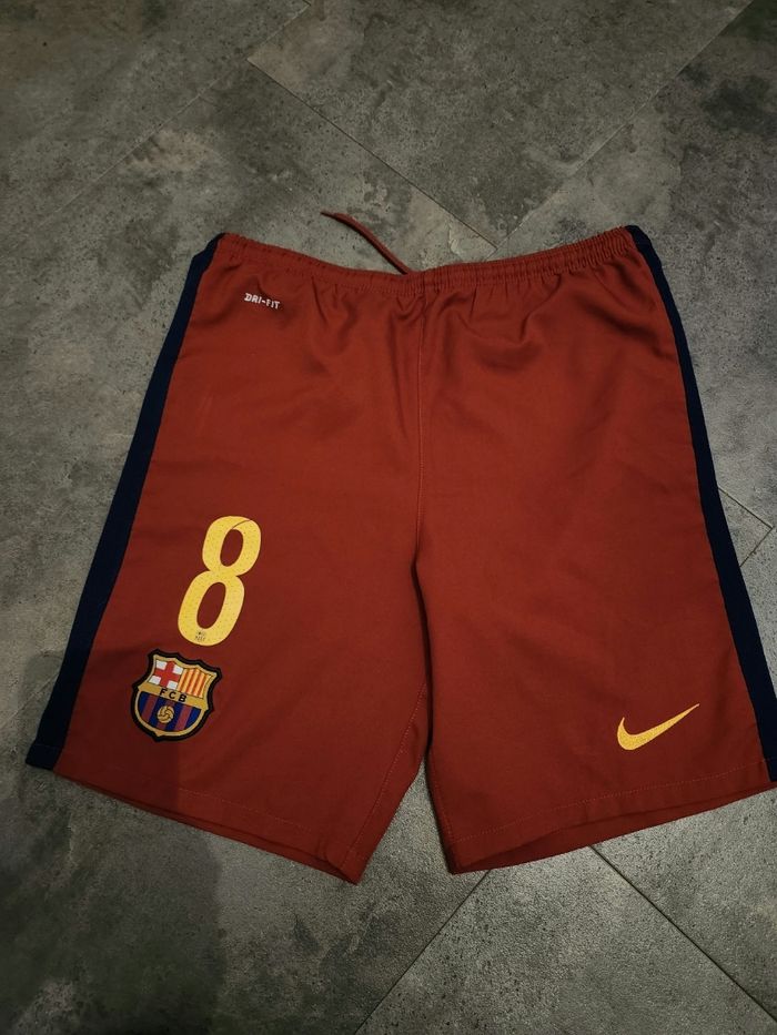 Short  foot nike
