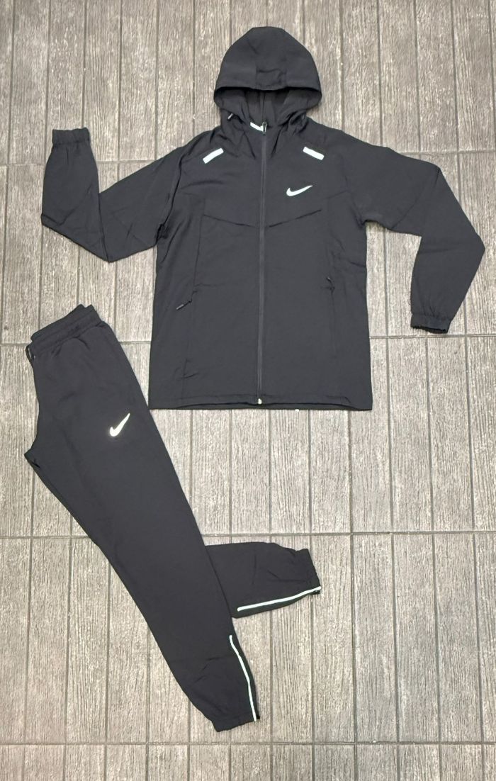 Ensemble Nike