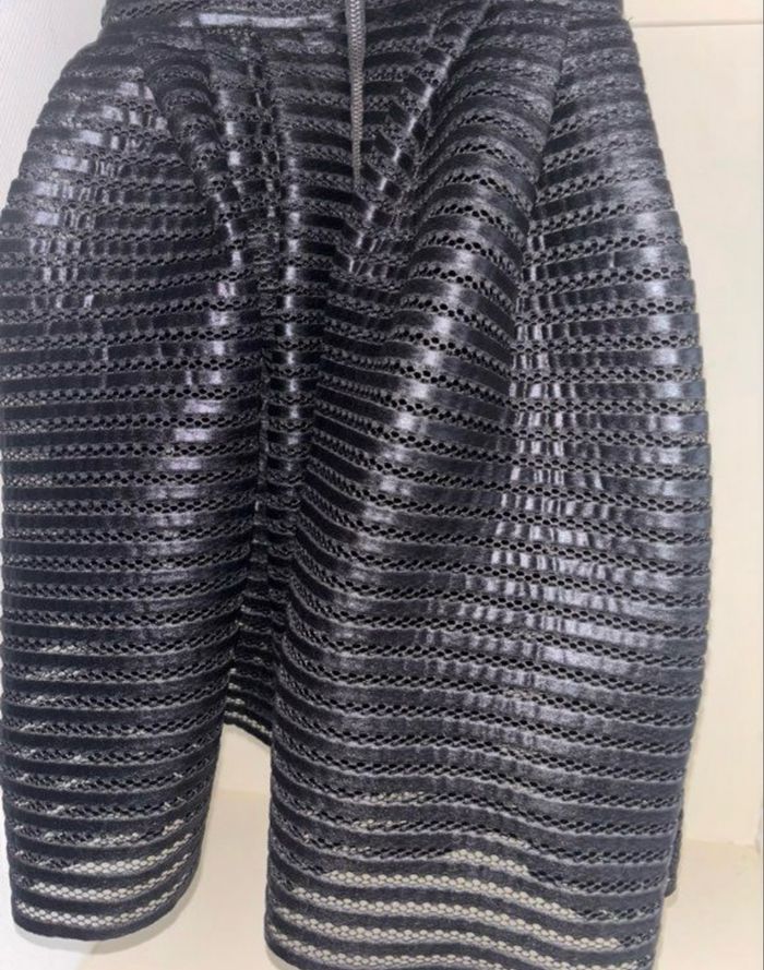 ROBE CHIC MAJE 450€ PRIX MAGASIN - photo numéro 4