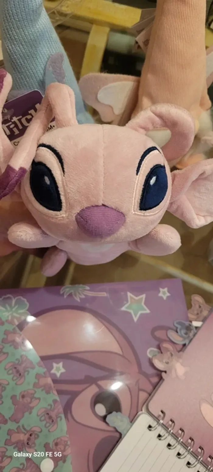 Lot articles scolaires Angel Disney - photo numéro 10