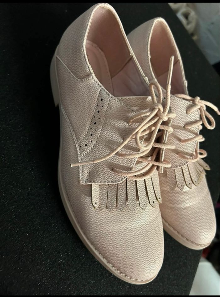 Chaussure - photo numéro 3