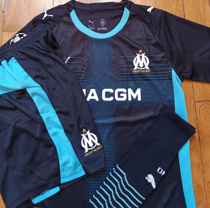 Marseille 2026 kit complet 14 ans avec patch - photo numéro 2