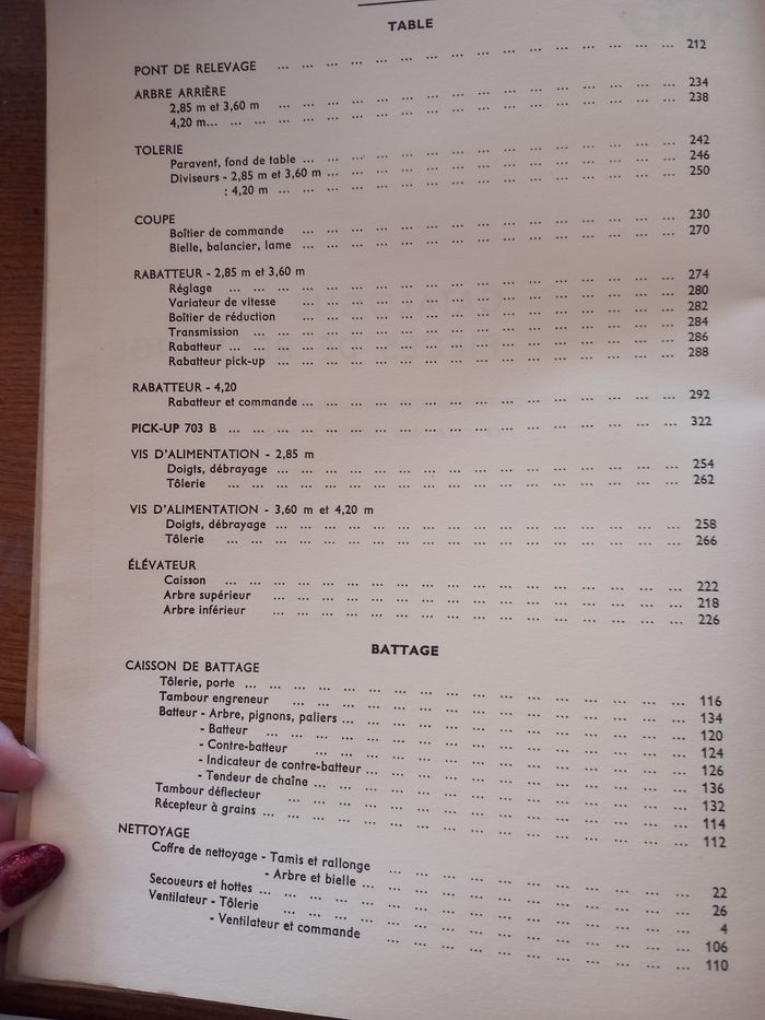 Catalogue de pièces de rechange moissonneuse batteuse automotrice 892 - photo numéro 2