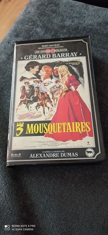 Cassette video les 3 mousquetaires